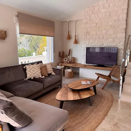 Casa Deusueno Muntanya la Sella
