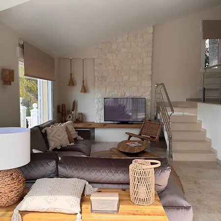 빌라 Casa Deusueno *